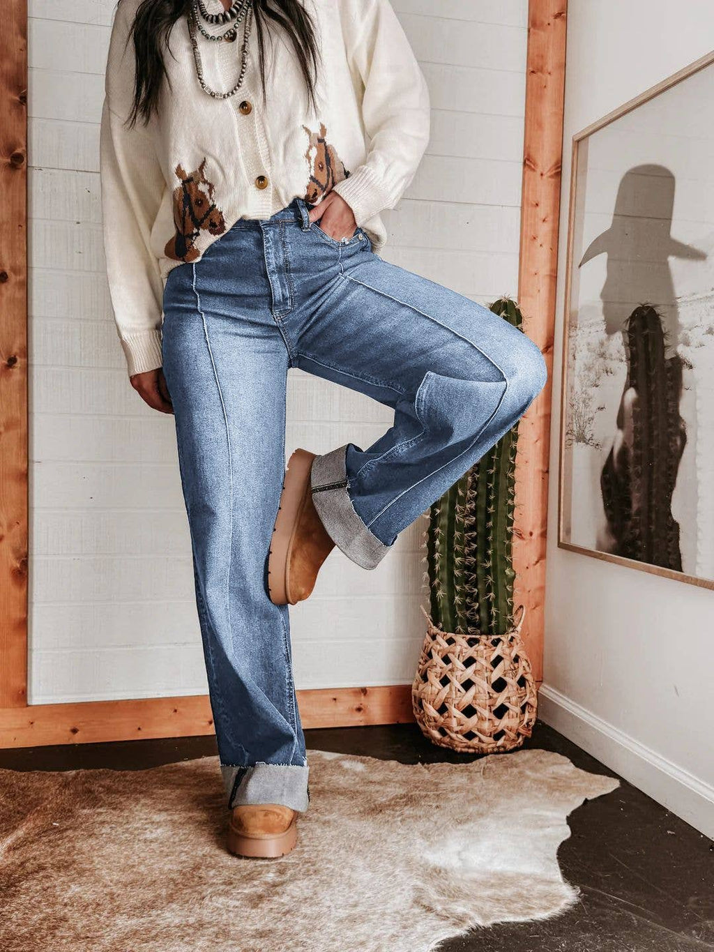 Turn-Up Hem Wide-Leg Front Seam Straight Jeans